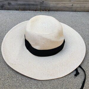 SOLAR ESCAPE Floppy Sun Hat Women's Beige Paper Blend Cap Travel Packable
